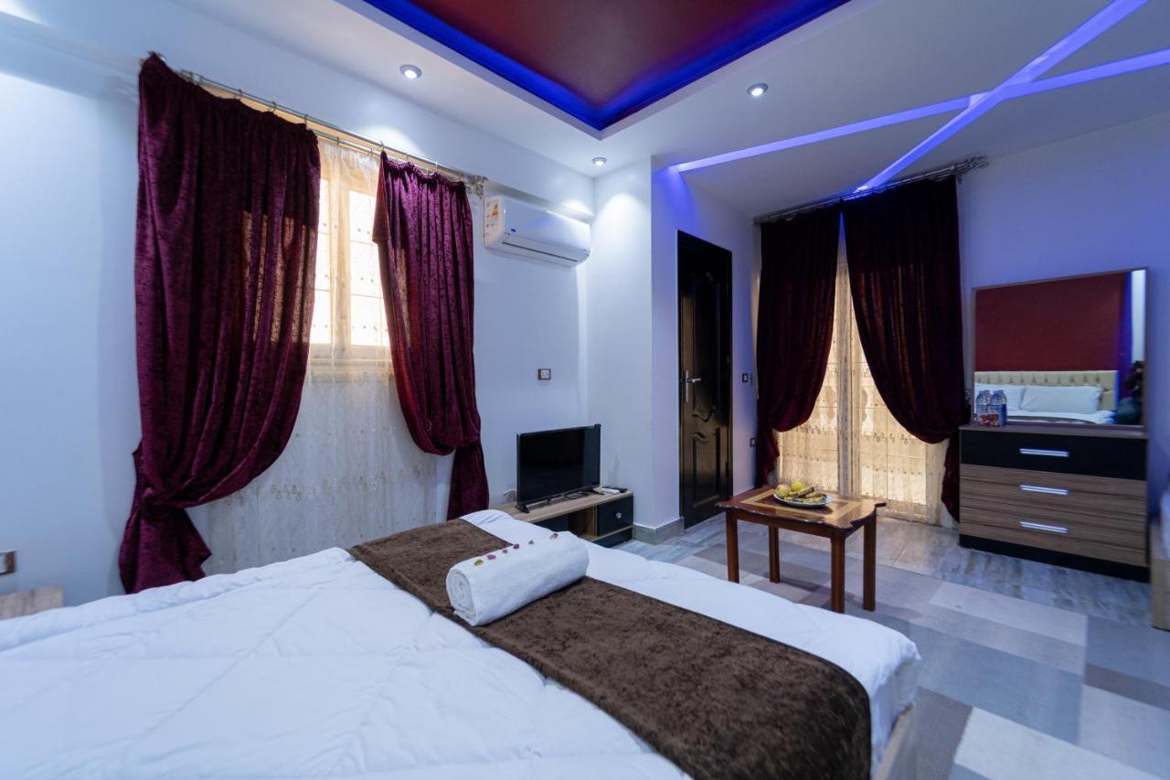 Gardenia Inn Nazlet el-Sisi Bagian luar foto
