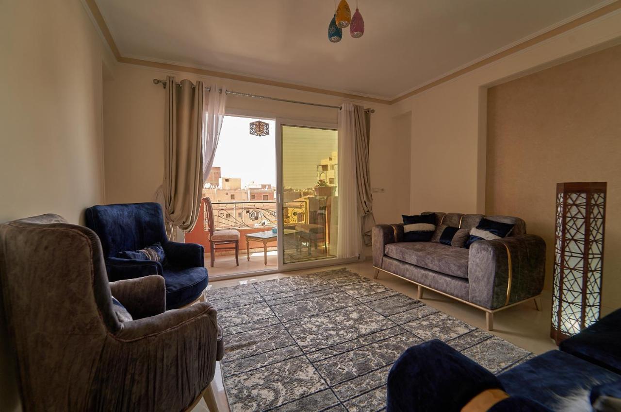 Gardenia Inn Nazlet el-Sisi Bagian luar foto