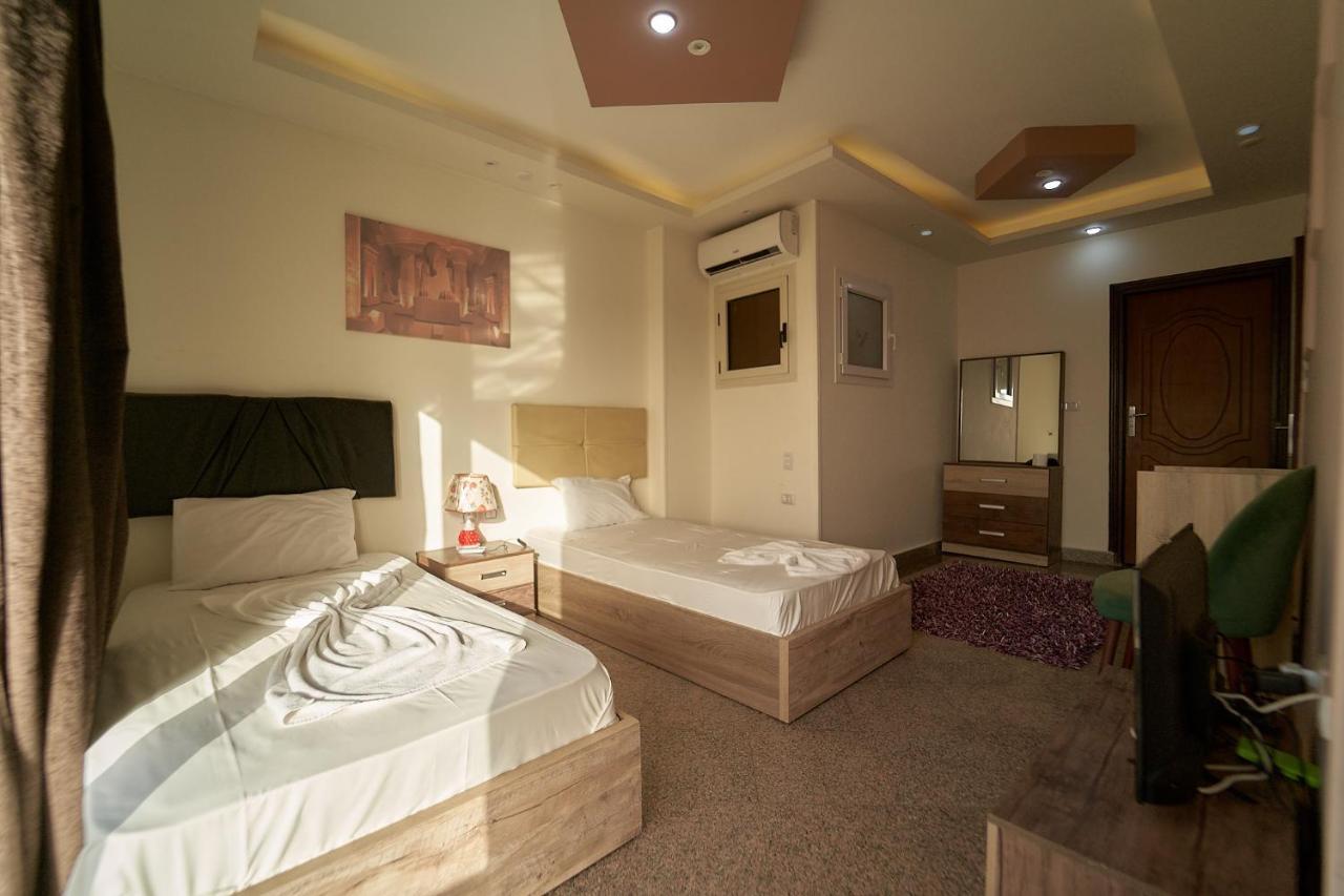 Gardenia Inn Nazlet el-Sisi Bagian luar foto
